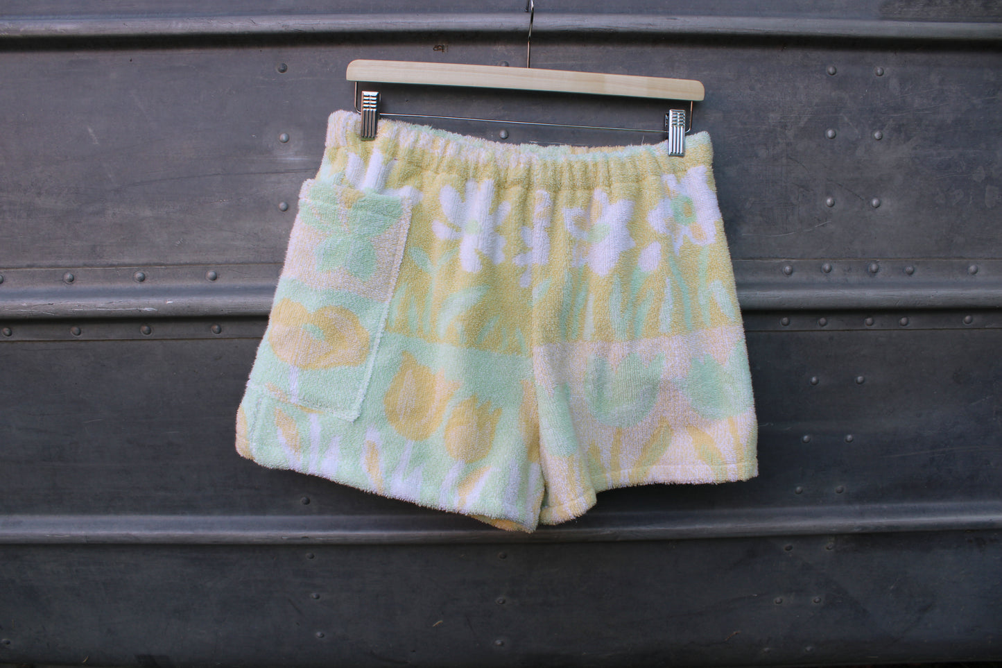 Towel Shorts - Pastel Flowers (M)
