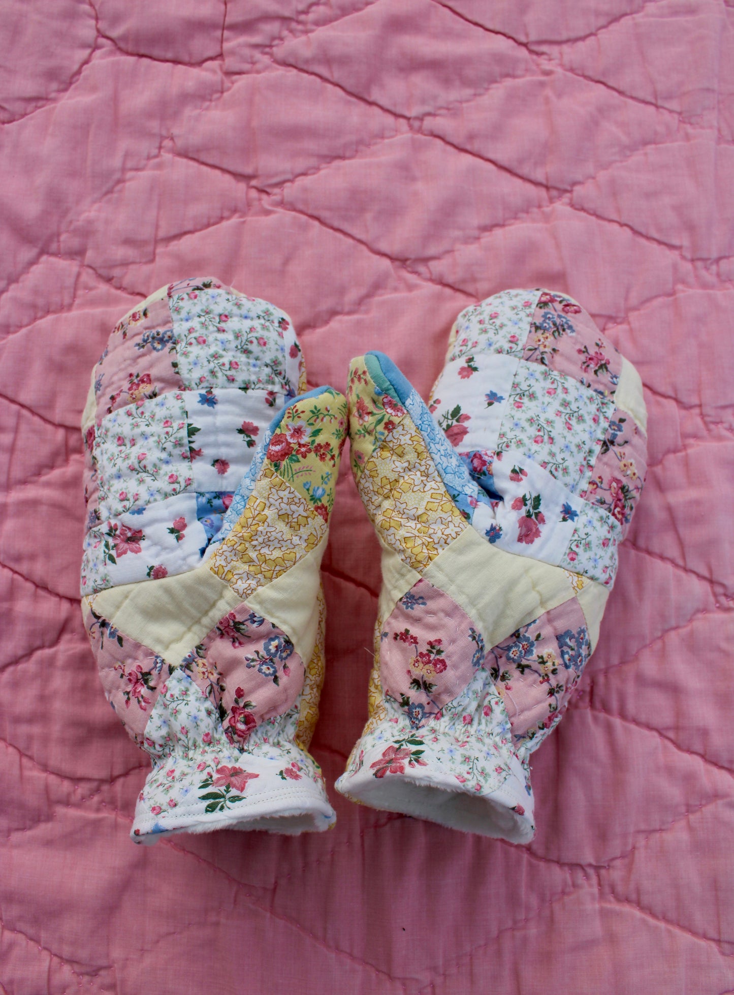 Vintage Patchwork Quilt Mittens #1