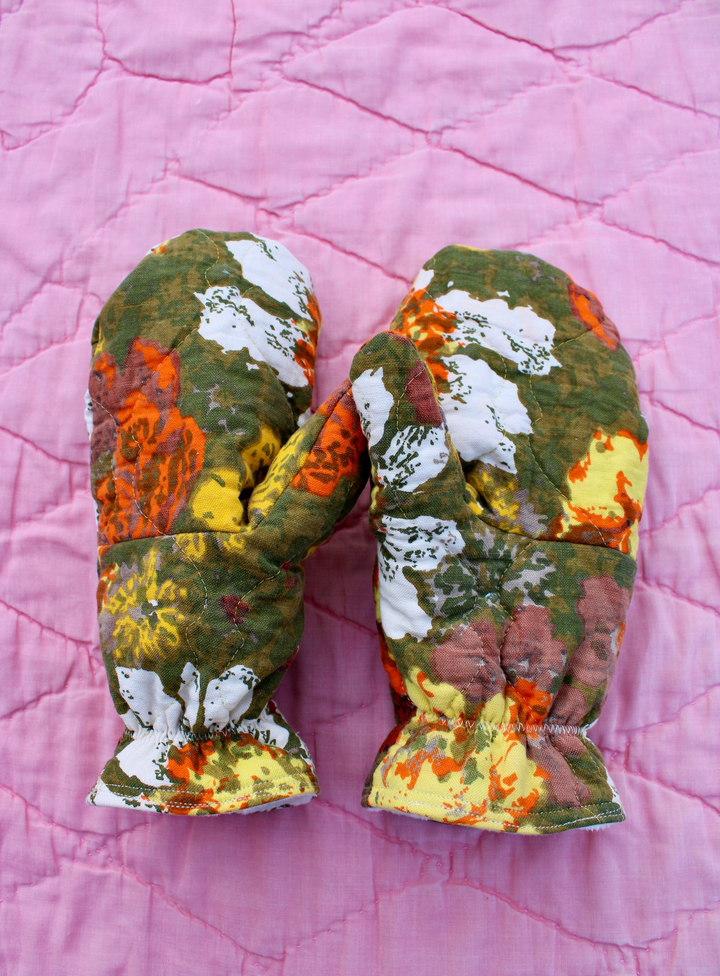 Vintage Patchwork Quilt Mittens #23