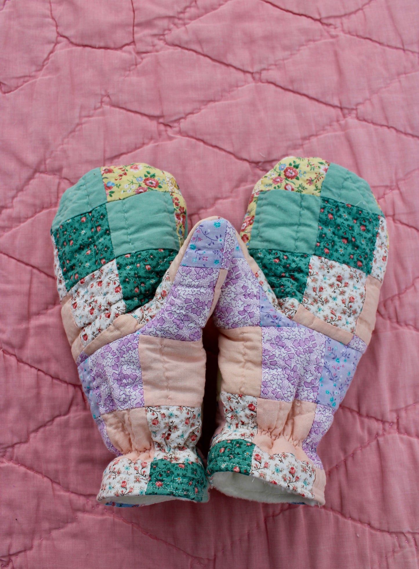 Vintage Patchwork Quilt Mittens #33