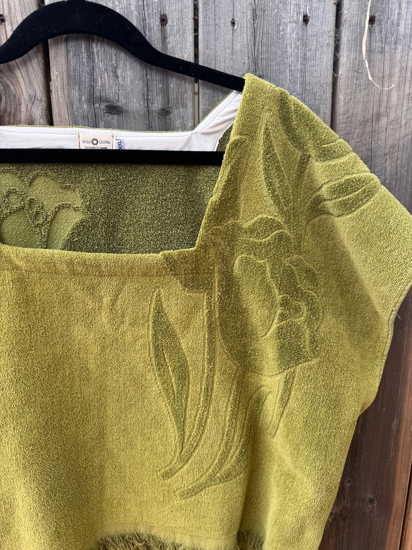 Vintage Towel Blouse (XXL) - Green Velvet Tulips