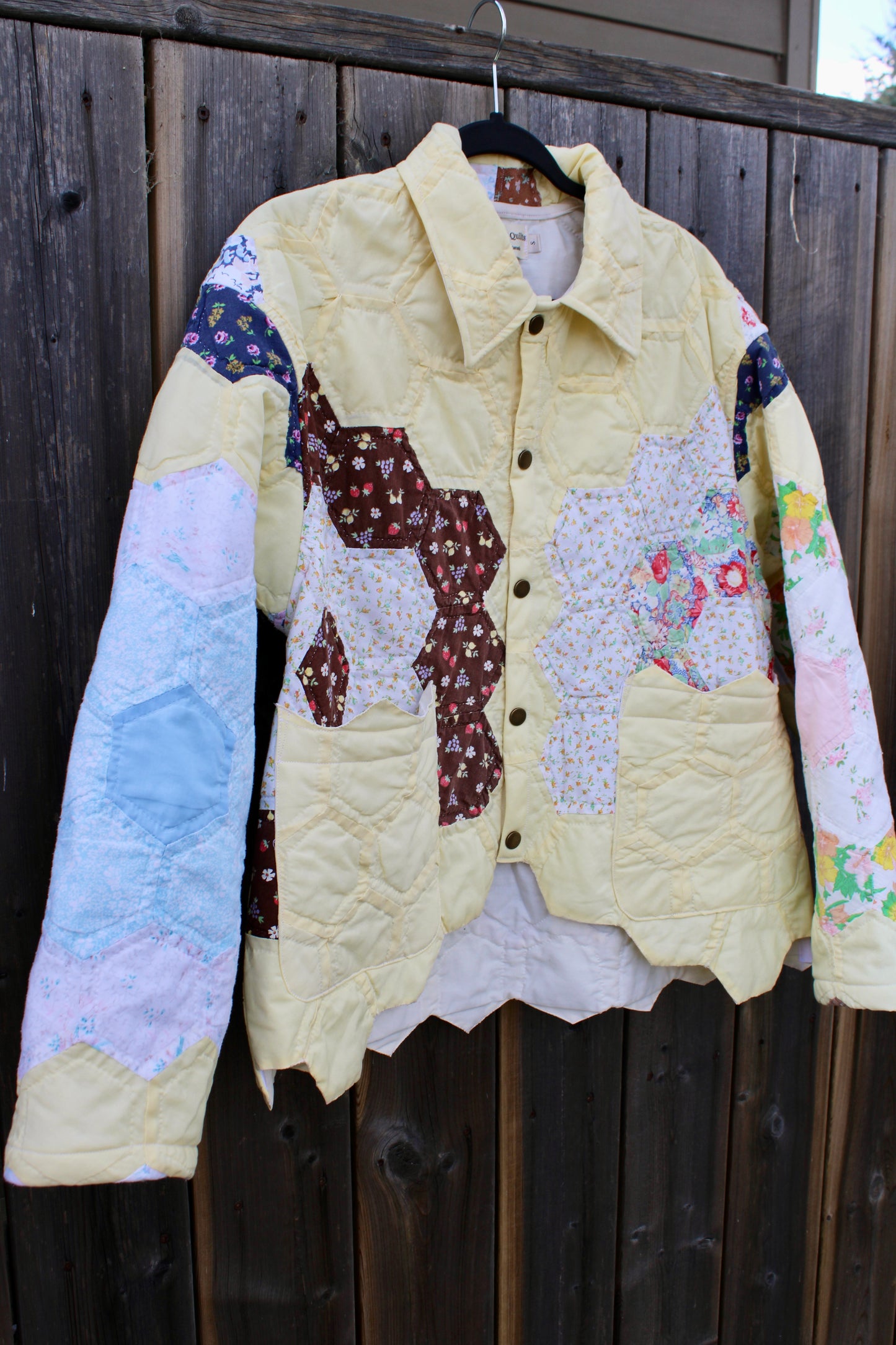 Grandma’s Flower Garden Quilt Jacket (S-L)