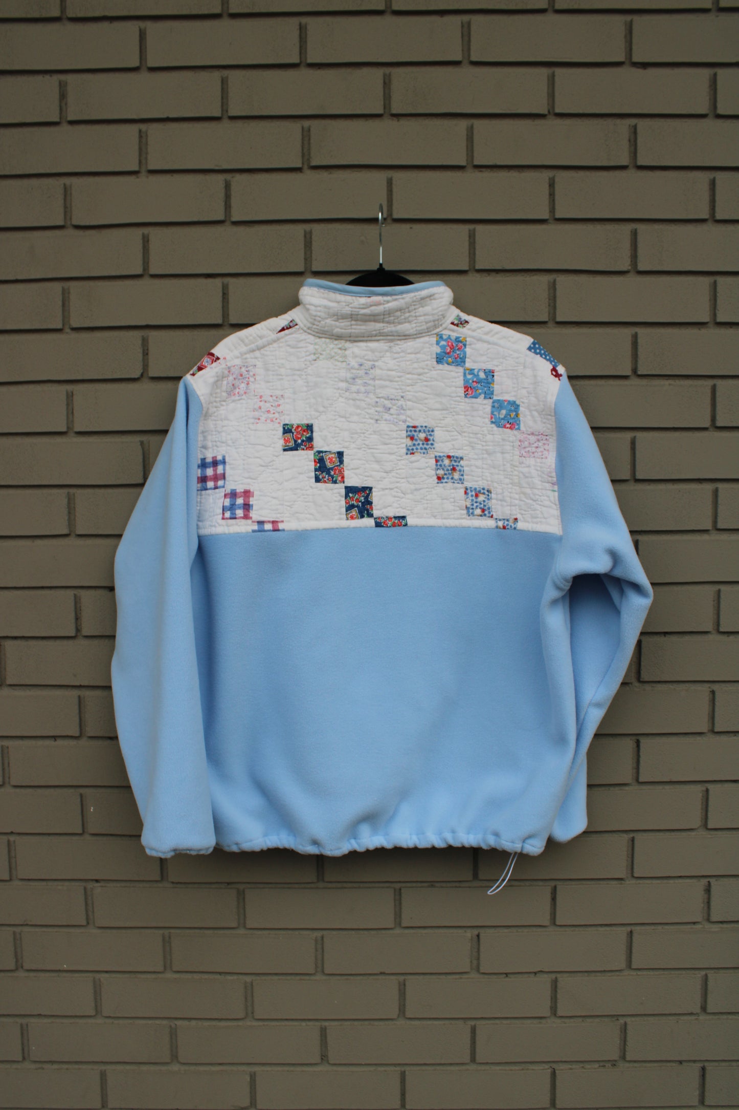 Vintage Blue Quilt Pullover (L)