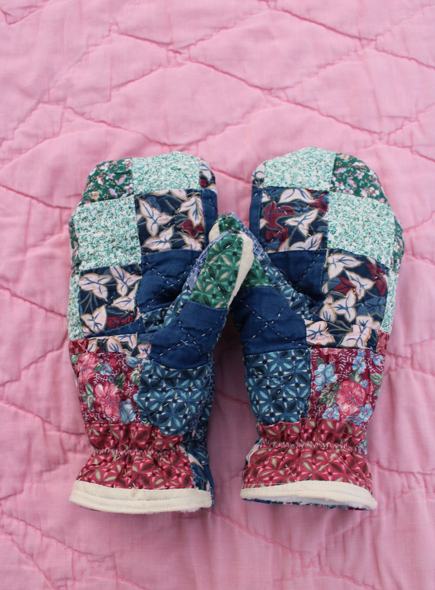 Vintage Patchwork Quilt Mittens #9
