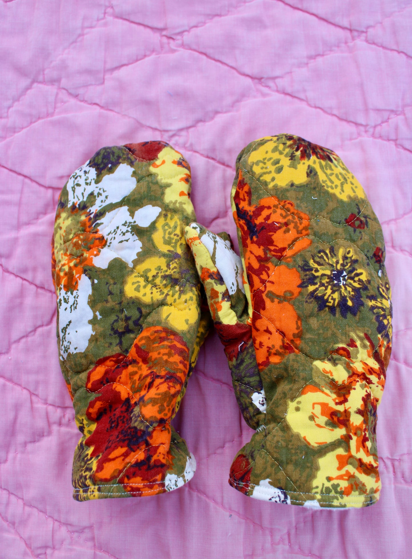 Vintage Patchwork Quilt Mittens #10
