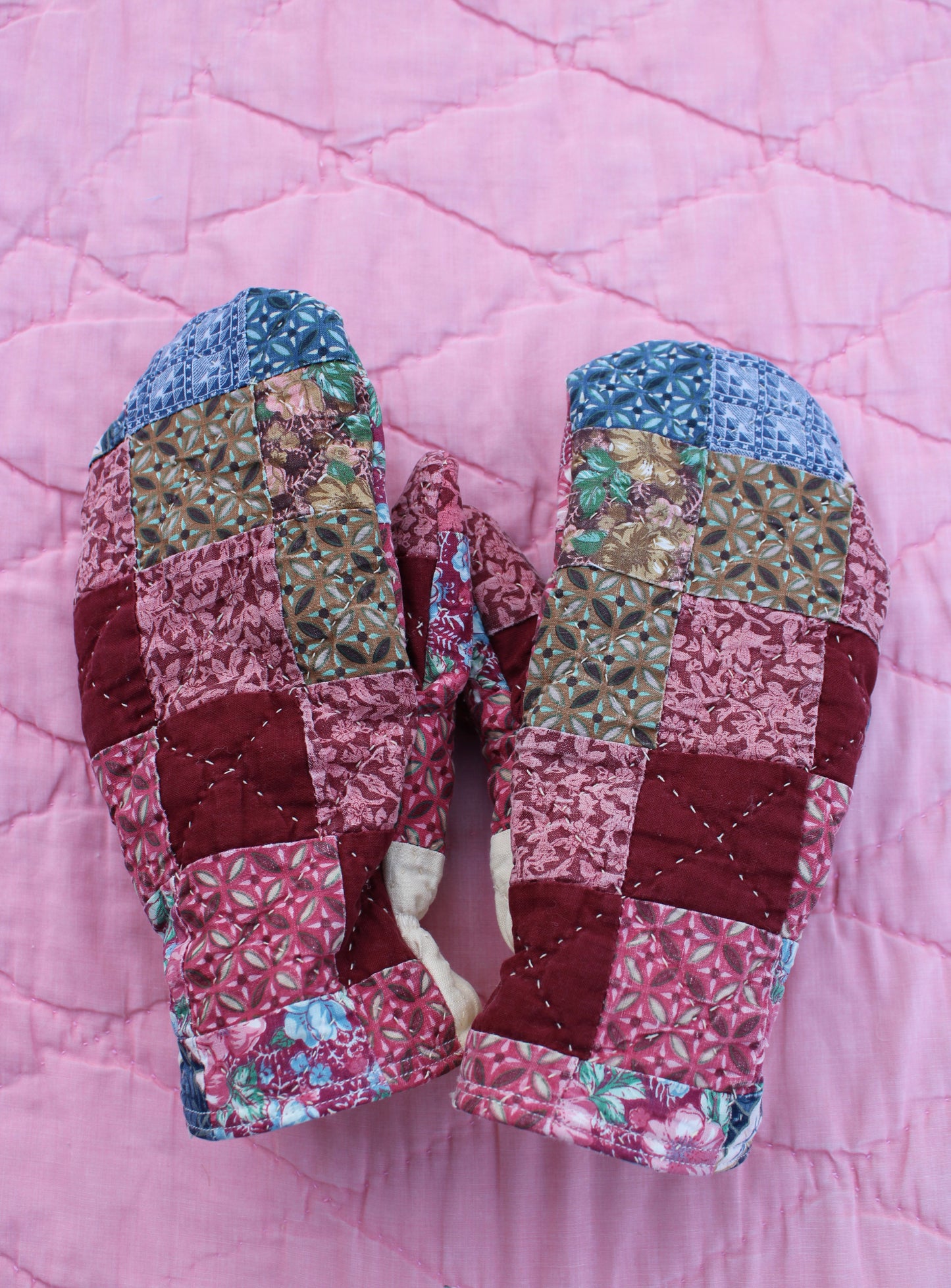 Vintage Patchwork Quilt Mittens #11