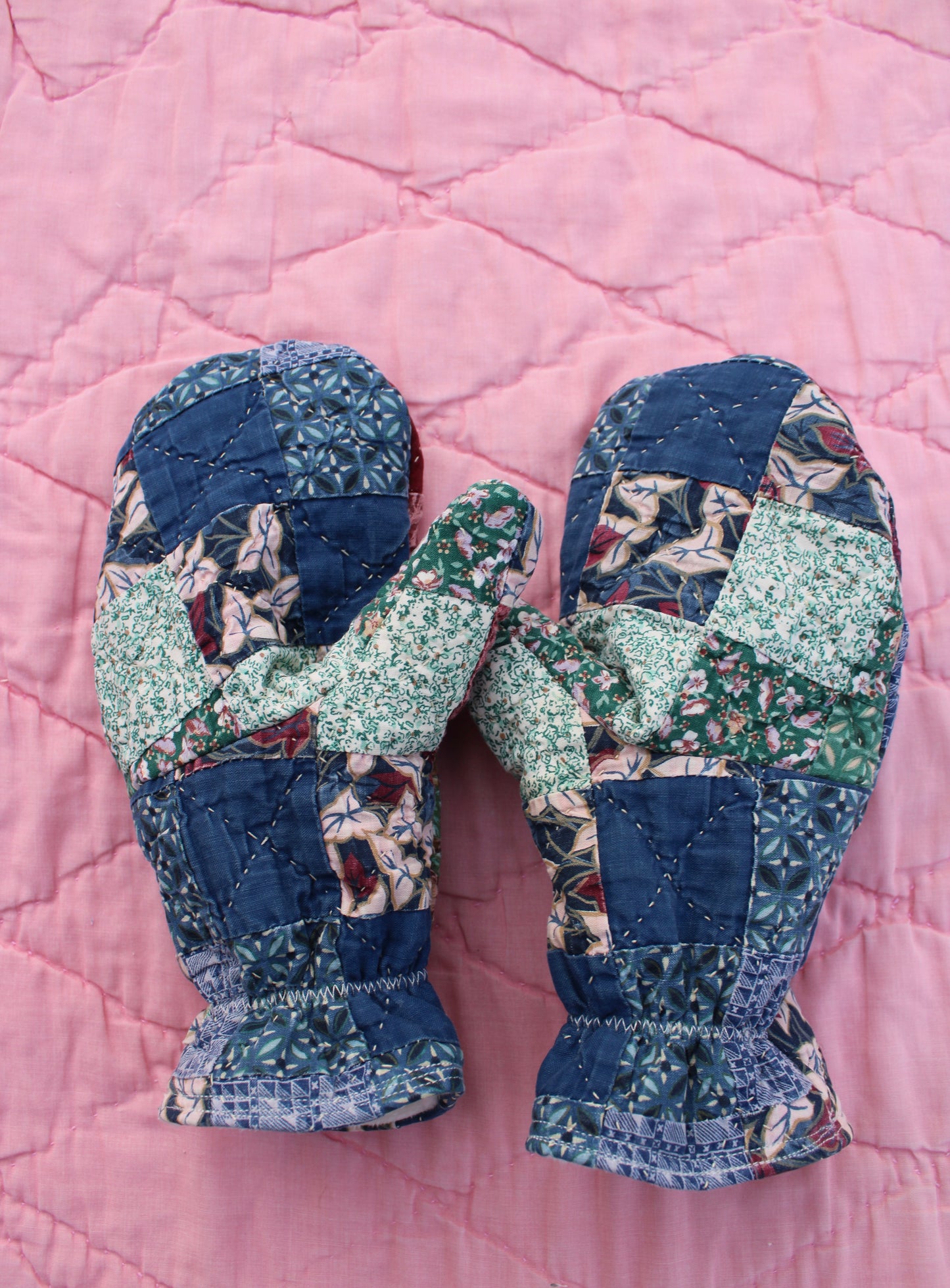 Vintage Patchwork Quilt Mittens #14