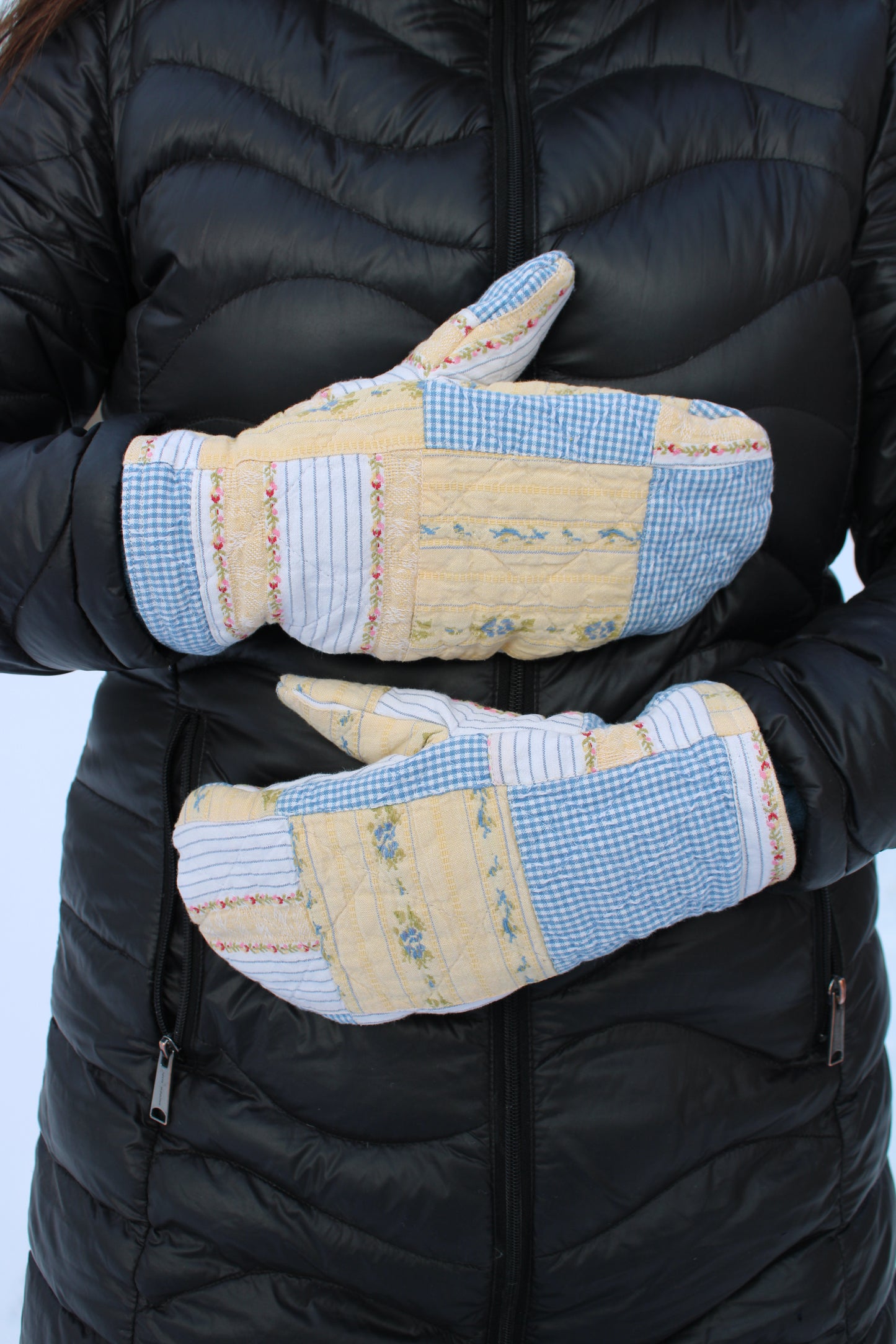 Vintage Patchwork Quilt Mittens #19