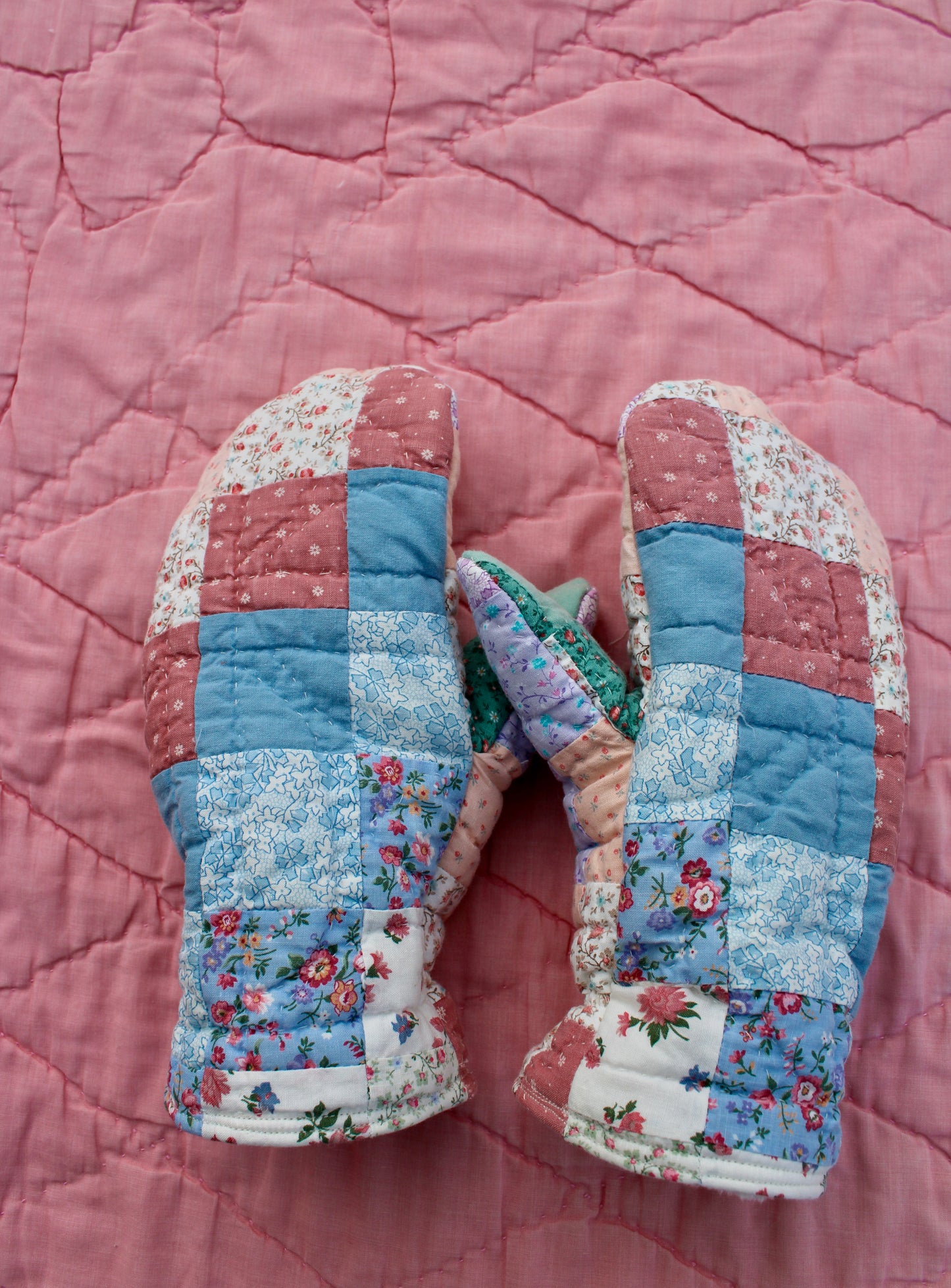 Vintage Patchwork Quilt Mittens #22