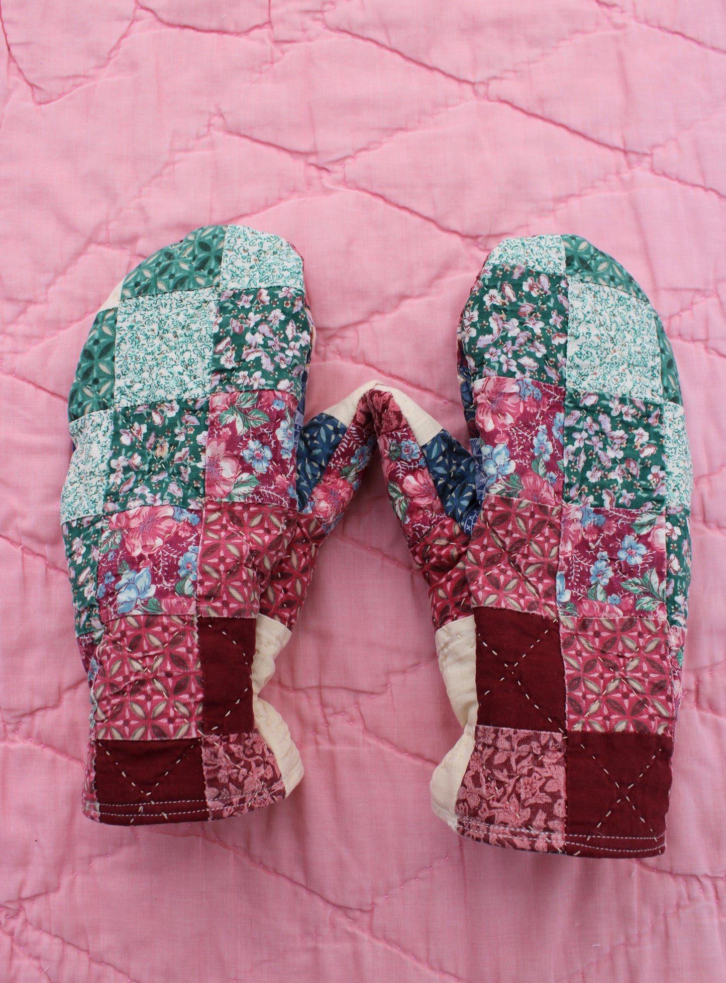 Vintage Patchwork Quilt Mittens #29
