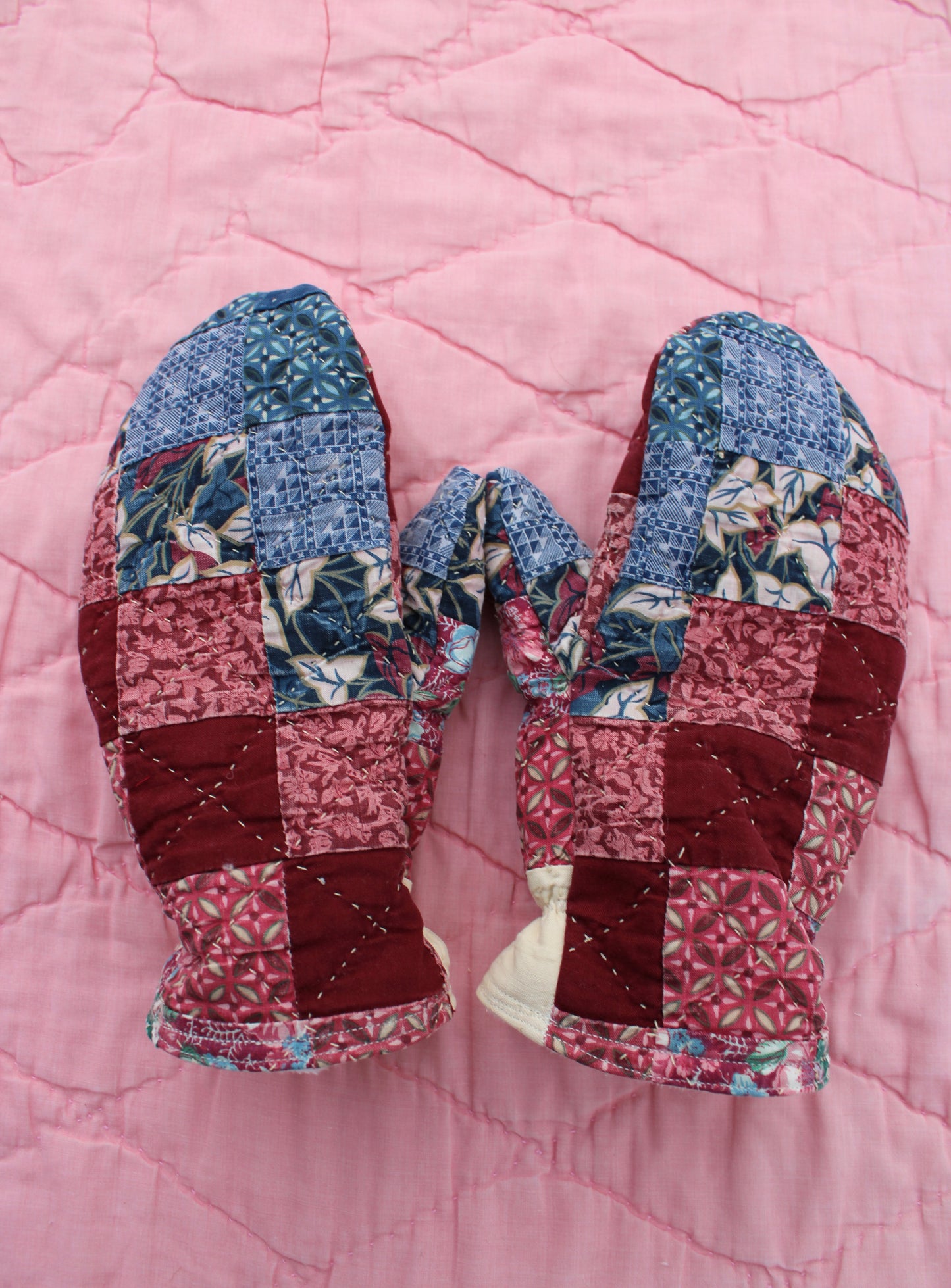 Vintage Patchwork Quilt Mittens #31