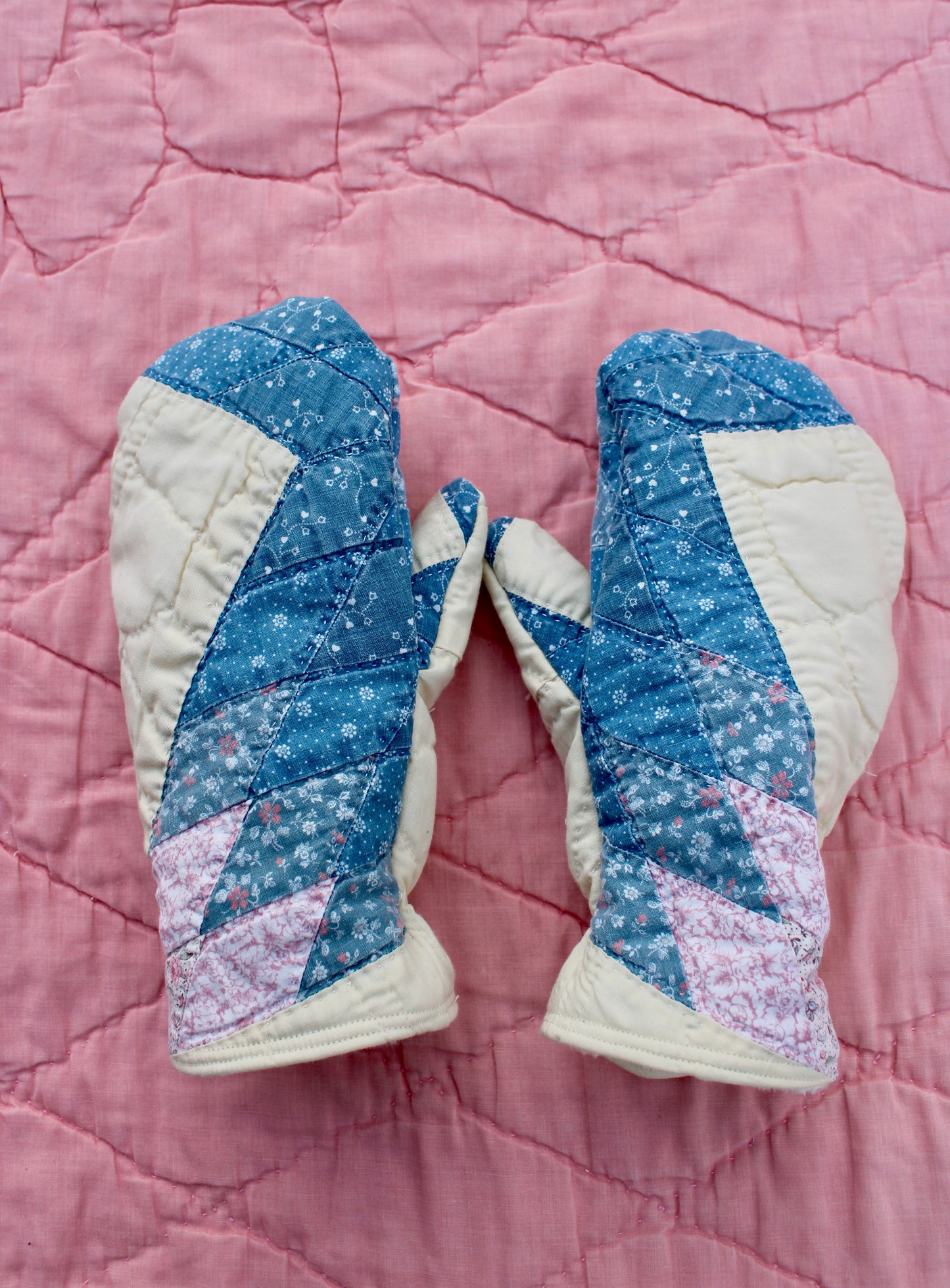Vintage Patchwork Quilt Mittens #35