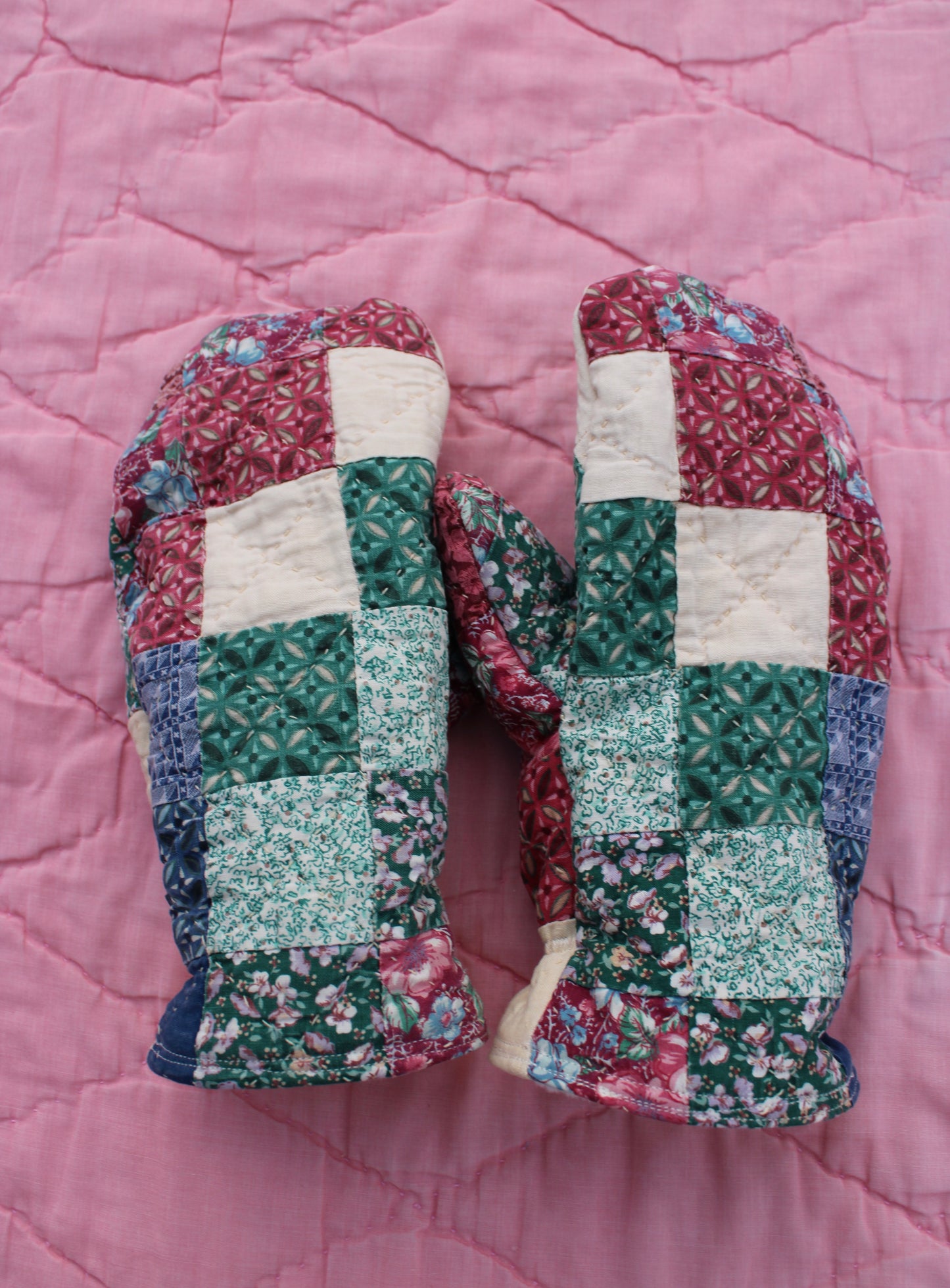 Vintage Patchwork Quilt Mittens #36